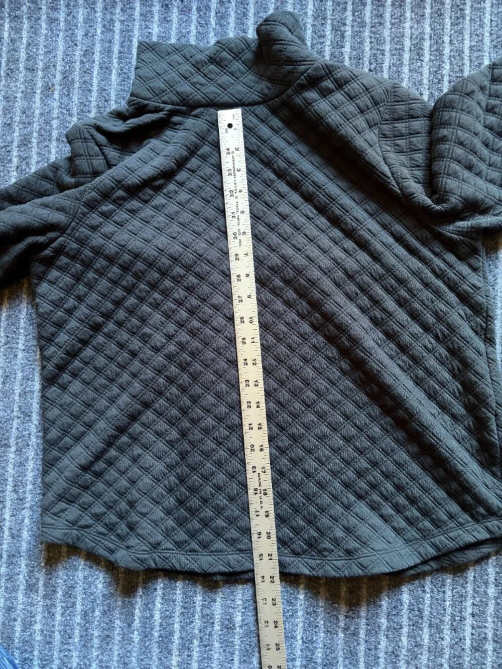J.Crew Quilted Mockneck Pullover Top Size Large Black